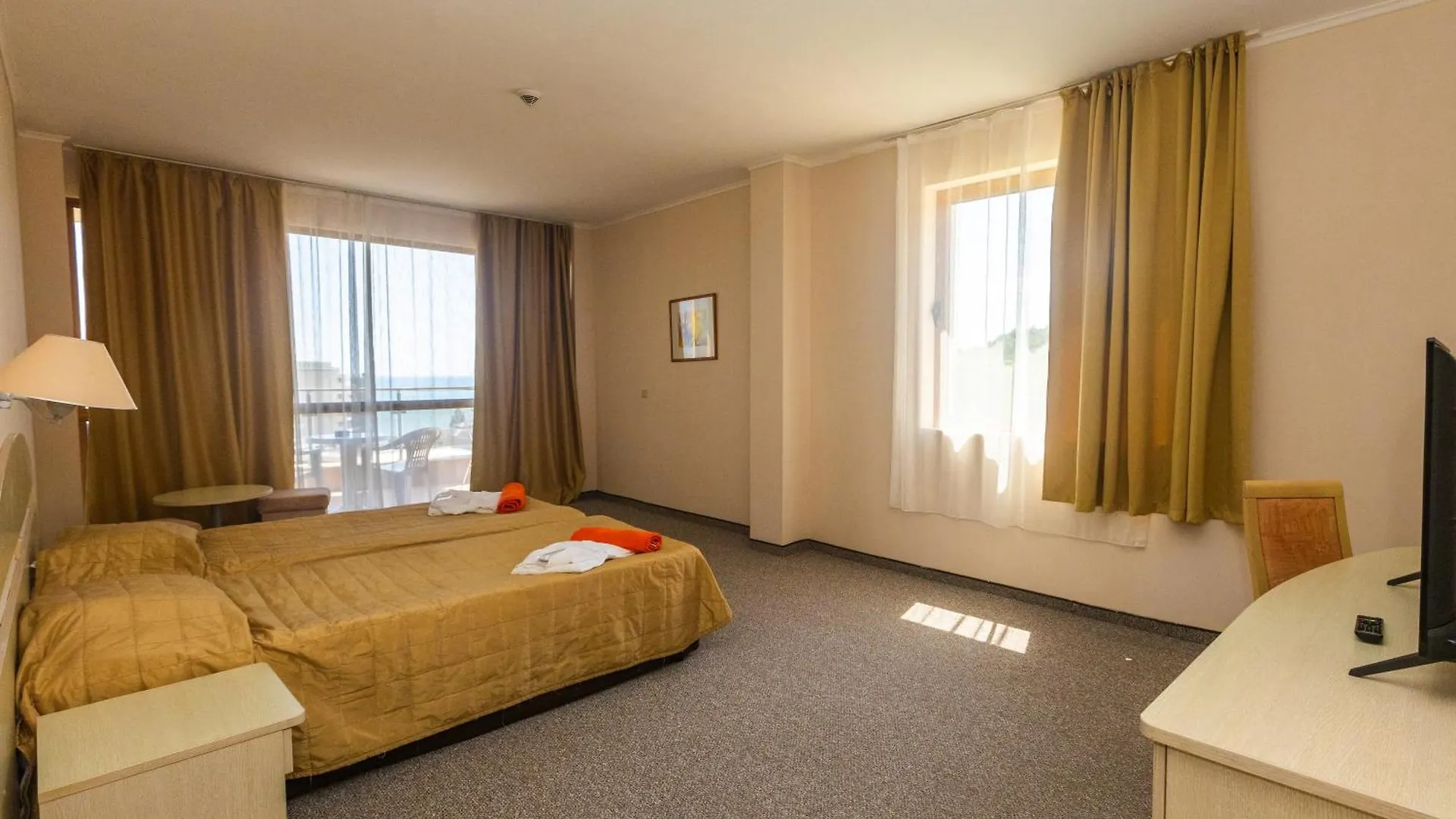 ****  Berlin Green Park hotel Goudstrand Bulgarije
