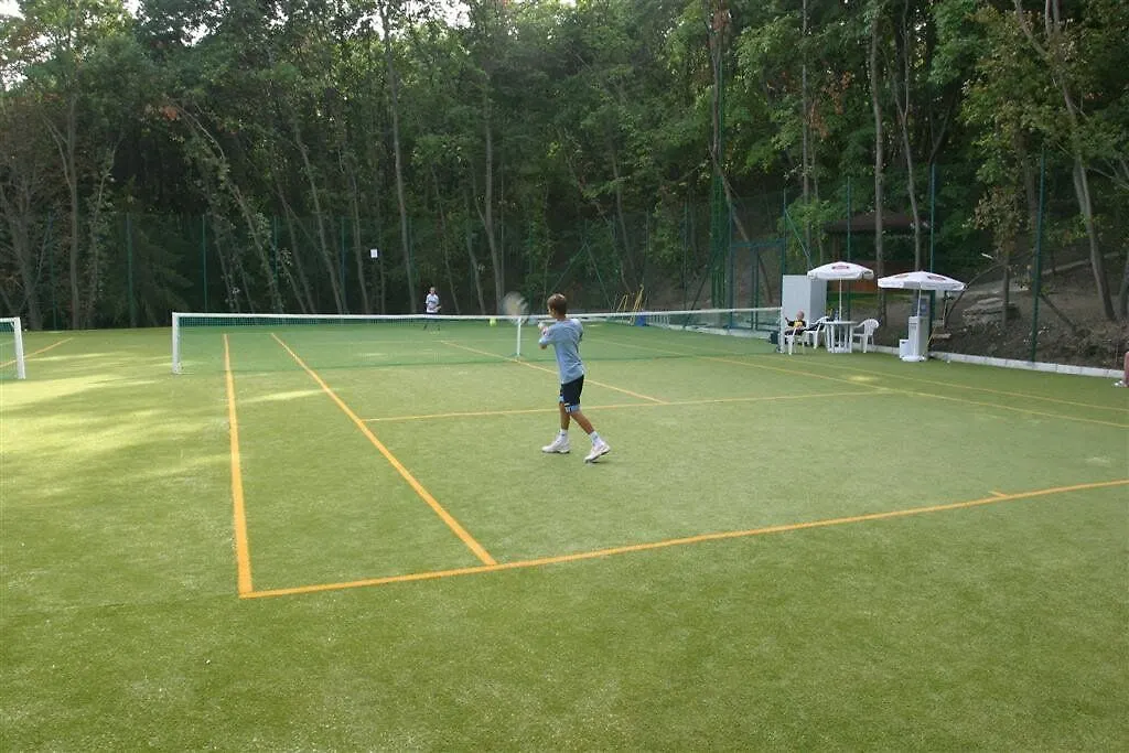 Berlin Green Park Golden Sands